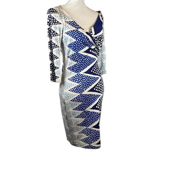 Diane Von Furstenberg Evrin Silk Jersey Pullover Dress Blue White Print Size 6 - Picture 1 of 10